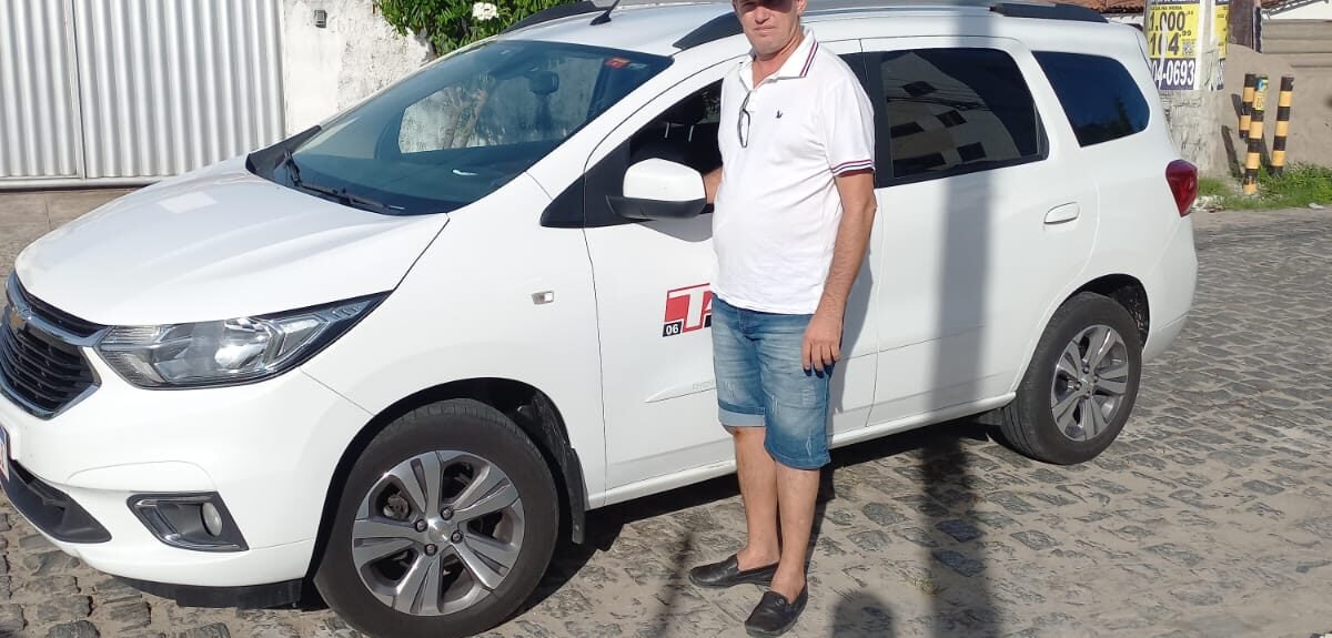 Veículo da Táxi Legal em João Pessoa